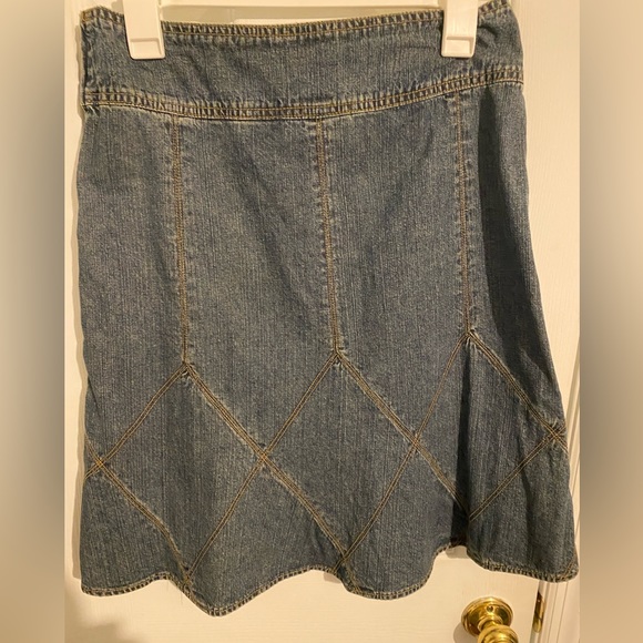 dark wash denim skirt - Picture 2 of 4